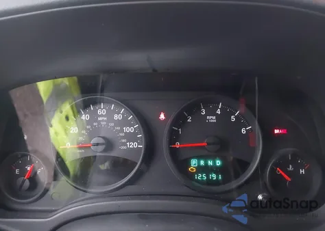 2011 Jeep Patriot Sport z USA, uszkodzony, nr VIN 1J4NT1GB3BD103462